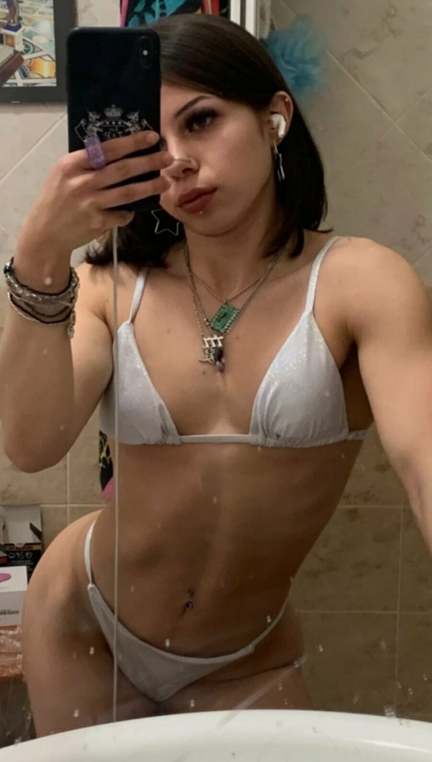 Martina...dm me #zgiXKu84