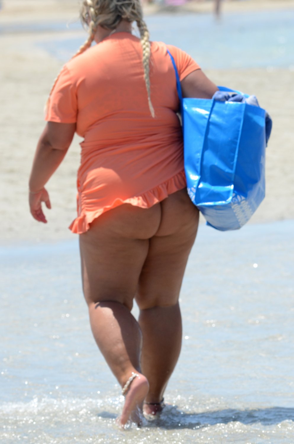 beach voyeur... #ZURVKcgE