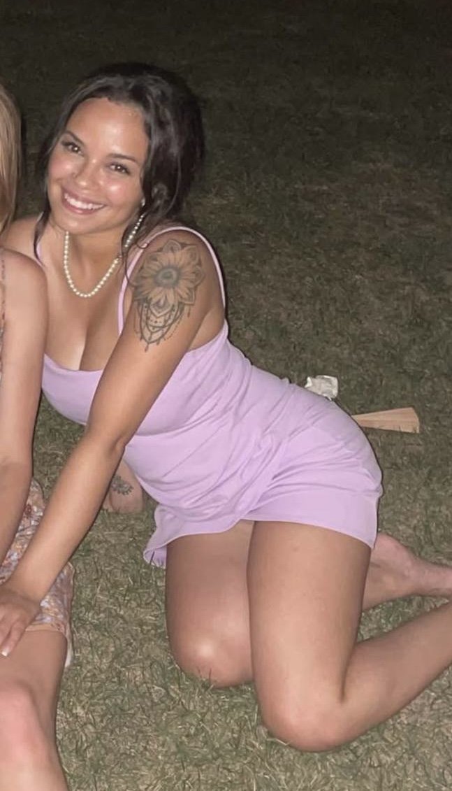 With big tits like that it was only a matter of time before her nudes got leaked #ZXpEHILY