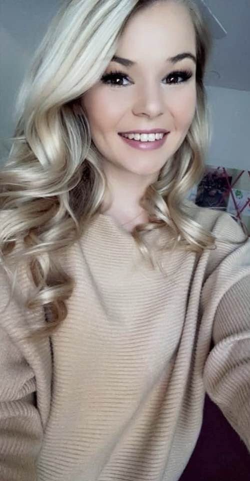Barbie doll slut sam, 24 FL, shows her whole body #DsvN8aqm