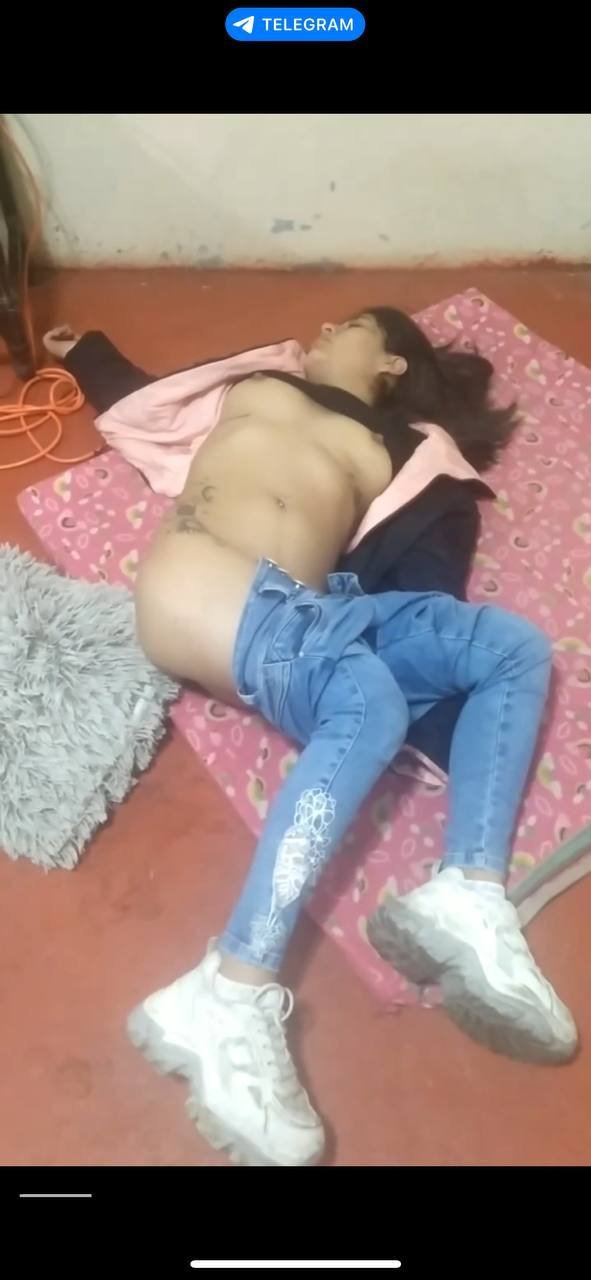 Adjunto foto de como quedó tu novia después de la fiesta que no te llevo #HtneH03q