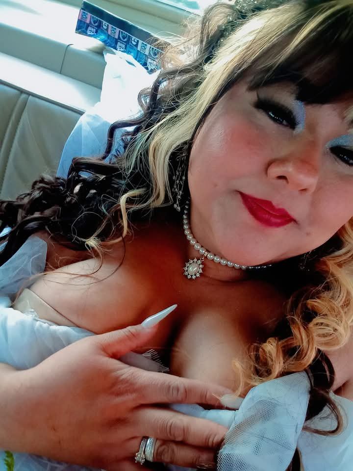 Nos seguimos cogiendo ala puta de tu esposa #KClMqmtd