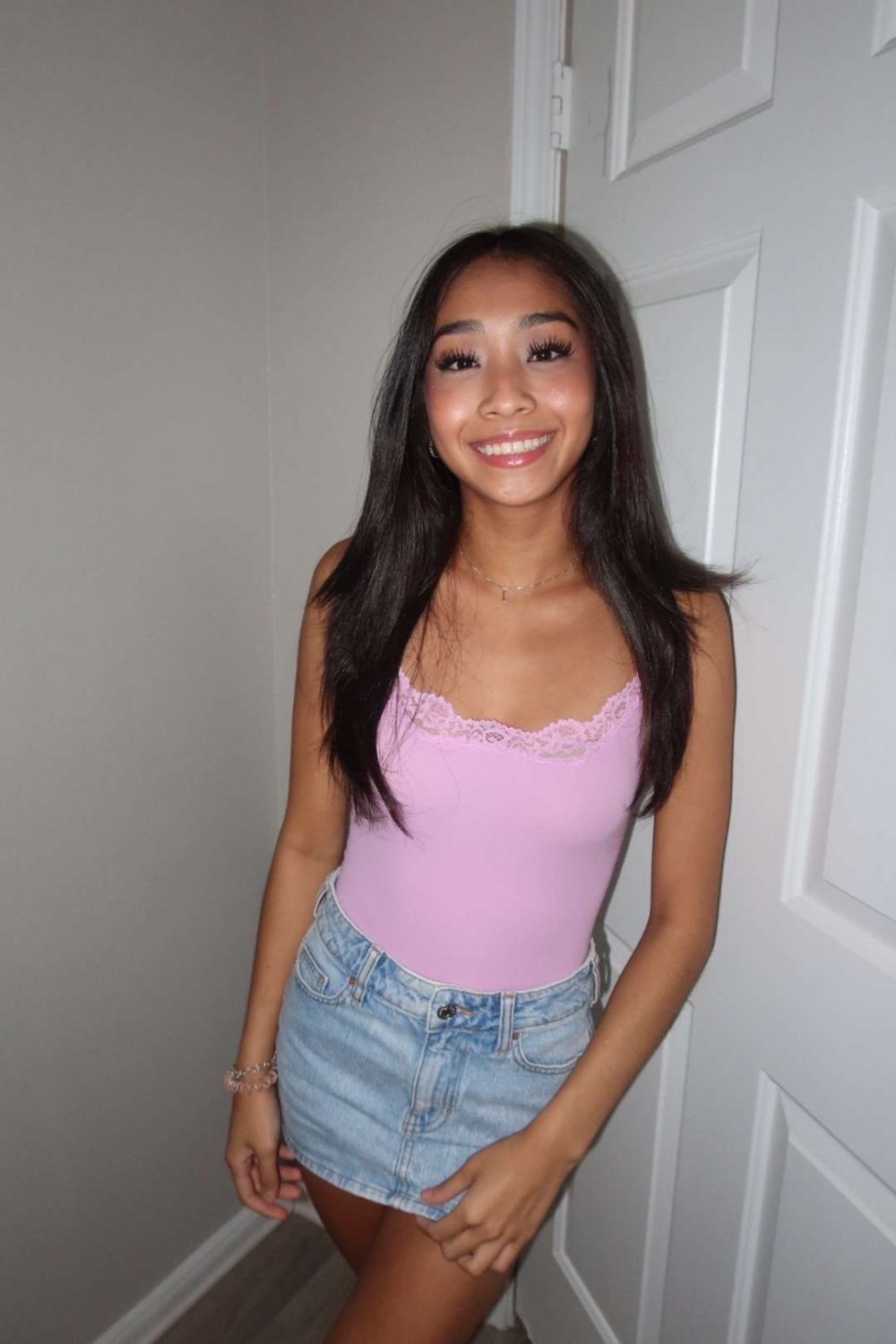 exposing my tiny asian gf #Pyh7wF7s