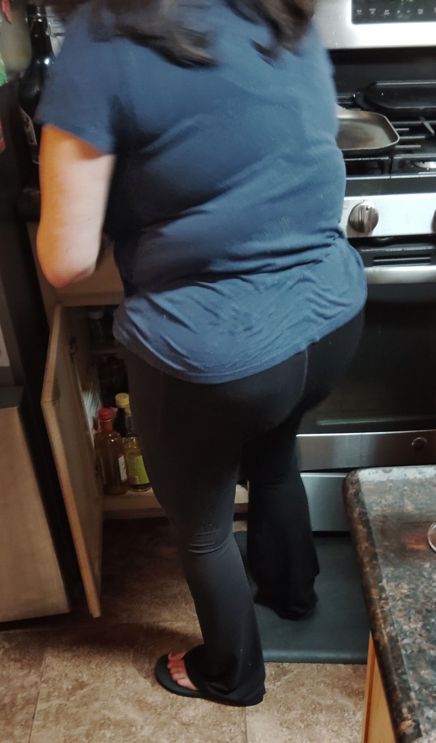 Monica Big Breasted Vape Candid Slut #q1vAQOVv