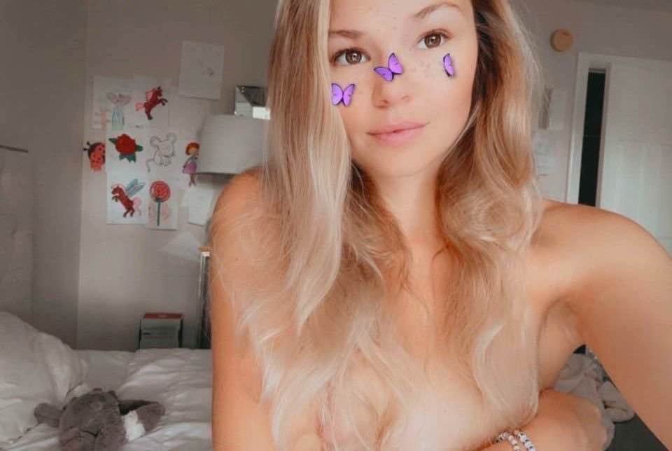 Barbie doll slut sam, 24 FL, shows her whole body #SUiBHaDK