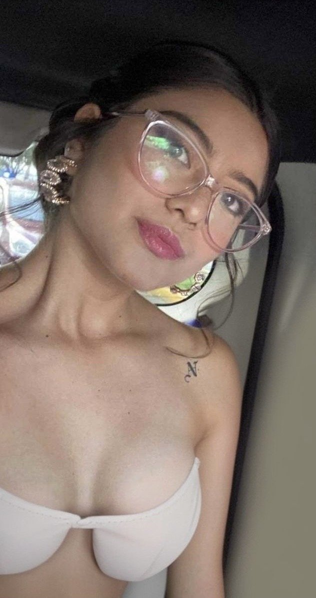 Lo que sube tu hija por aprobación masculina #U1RjbC8X