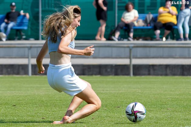 Jule Brand German Football #ASxcYfFb