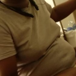 My lil cuzin was jackin his 12inch dick wen I had my cheeks out