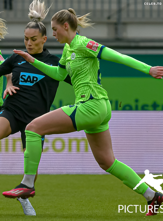 Jule Brand German Football #nKCFPoHg